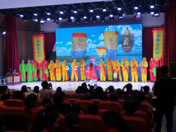 /uploads/image/2020/11/26/e39a99a4ac5f171c939fbd309974840f.jpg 全椒兰花灯_副本.jpg