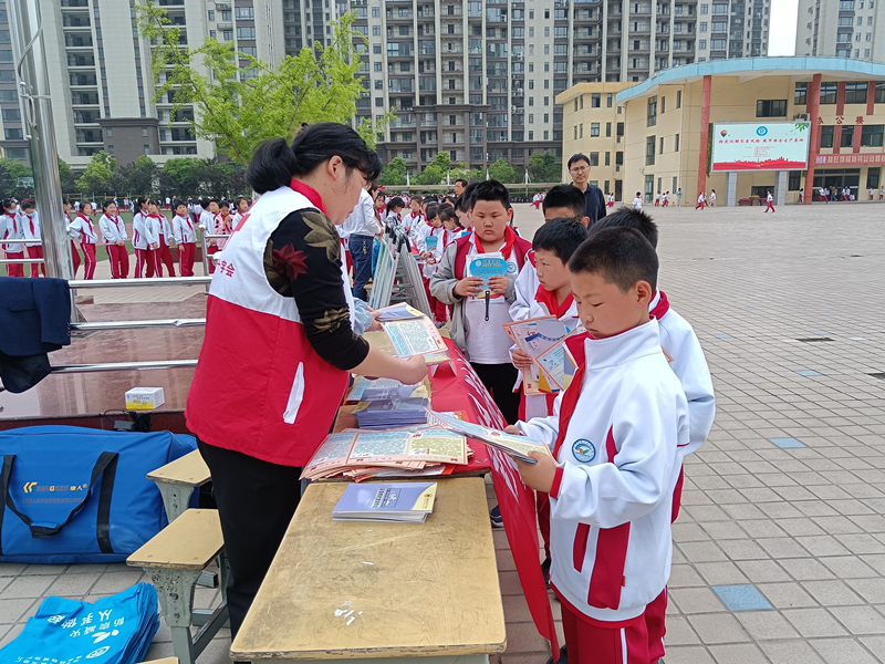 /uploads/image/2021/05/12/9b4f612f5894ab9a8901c57f123bf9b5.jpg 地震演练2 (1).jpg