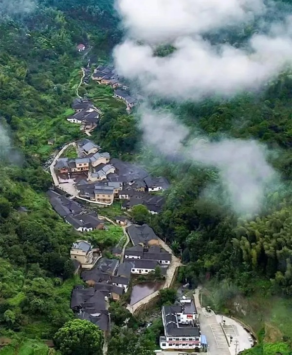 /uploads/image/2025/10/20/f346eb00dd4d448158ed186725017b15.jpg 640 (2)_副本.jpg